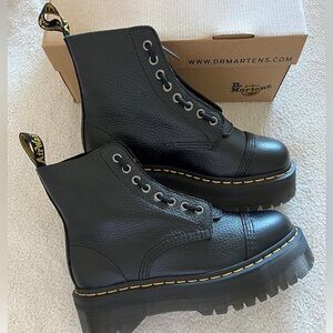 Dr. Marten Black Boots